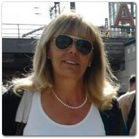 Mariella Petrini