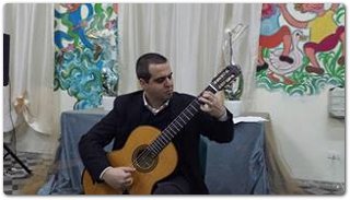 esecuzione alla chitarra di Marcello Cappellani