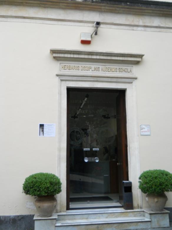 HERBARIUS DISCIPLINIS AUGENDIS SCHOLA -Scuola o luogo per la crescita del sapere della Botanica