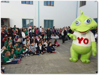 Festa dell’accoglienza con volo di aquiloni al III Circolo di Paternò (CT)