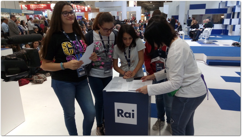 L’Istituto comprensivo Giuseppe Parini in visita al salone del Libro di Torino