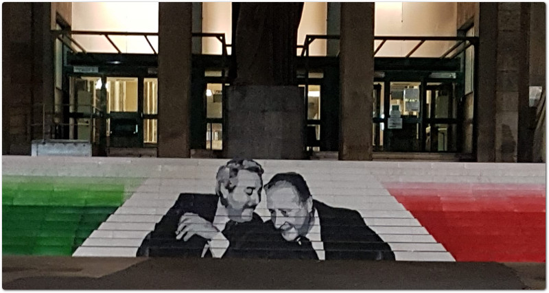 scalinata della legalità al Palazzo di Giustizia di Catania