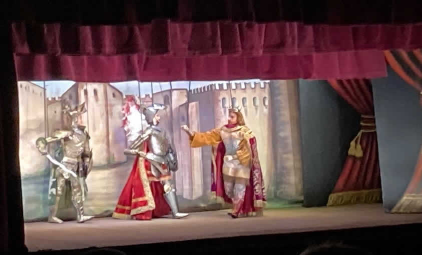 18° Festival della comunicazione. Anche i pupi siciliani parlano al cuore e insegnano la pace
