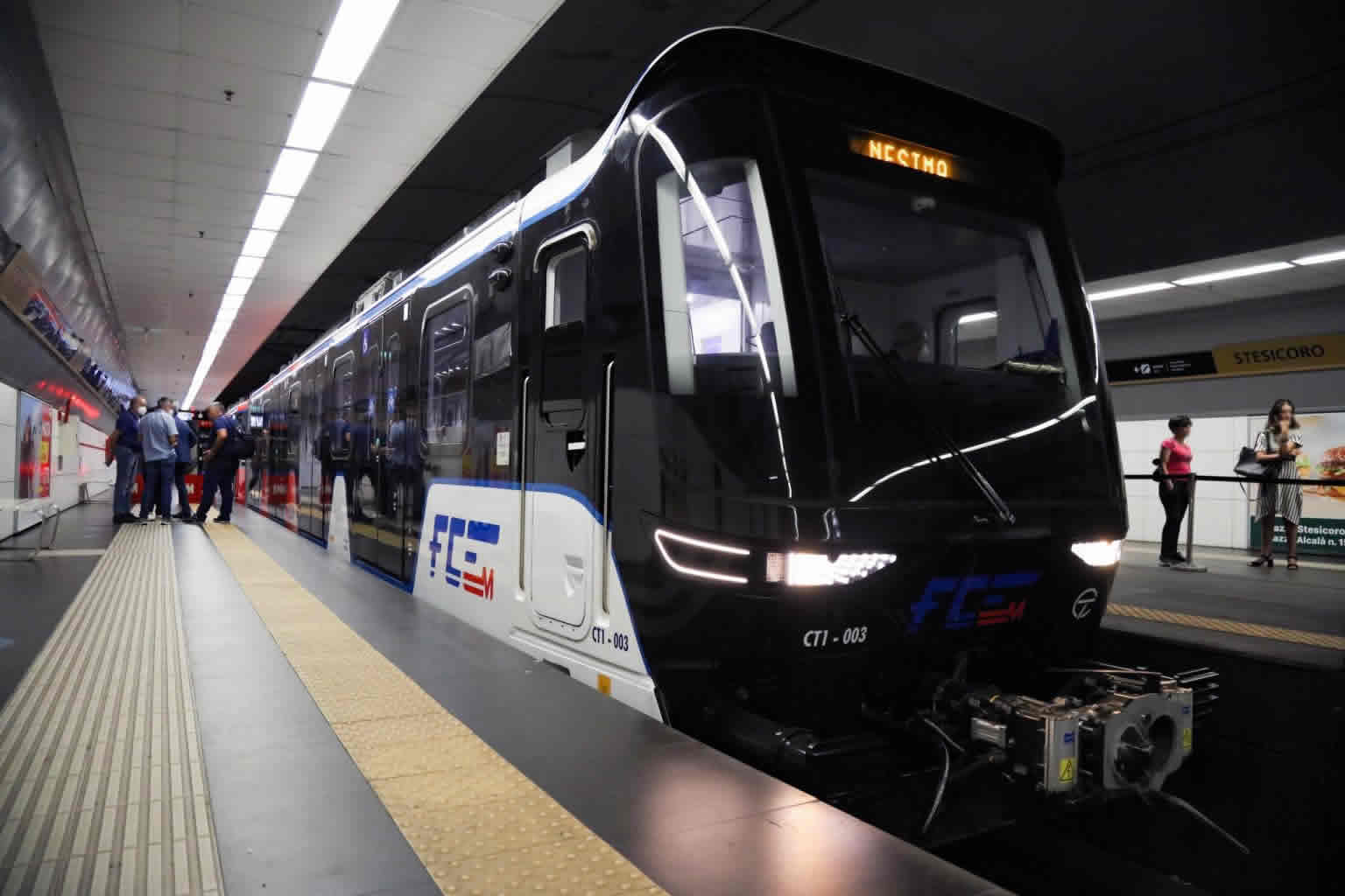 Natale 2025: Metropolitana di Catania con orario prolungato e biglietto speciale “Metro Christmas”